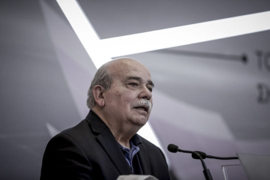 Καυτός Φεβρουάριος για Σύνταγμα και Πρέσπες