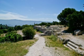 Επίθεση σε αρχαιοφύλακα