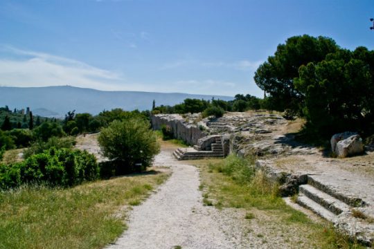 Επίθεση σε αρχαιοφύλακα