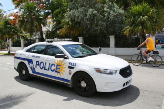 Νεκρή 13χρονη από αδέσποτη σφαίρα μέσα στο δωμάτιο της
