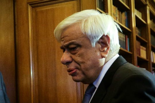 Ποινικές ευθύνες Παυλόπουλου στην υπόθεση του C4I αναζητεί η ΔΗΣΥ