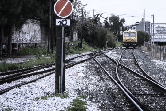 Νεκρός 30χρονος που παρασύρθηκε από τρένο