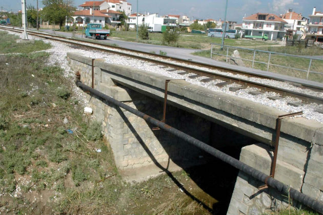 Τραγικό δυστύχημα σε ράγες τρένου στην Κομοτηνή