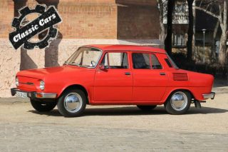 Skoda 100
