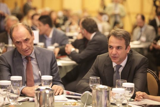 Κόντρα Σταθάκη – Ν.Δ. για το πρώην στέλεχος της ΔΕΠΑ