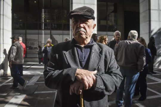 «Δεν υπάρχει λόγος να περικοπούν οι συντάξεις»