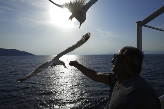 Οι θάλασσες και οι δρόμοι