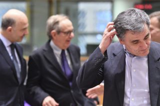 Η κυβερνητική υποταγή στην ευρωπαϊκή λιτότητα εκτρέφει πολιτικά τέρατα