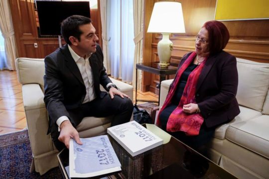 Η διαφθορά και η απογύμνωση των θεσμών στο επίκεντρο