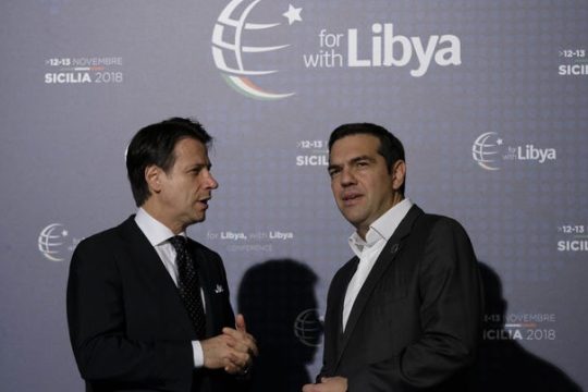 Μπρος Λιβύη και πίσω ΑΟΖ