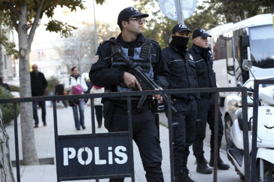 Πυροβολισμοί κοντά στην πρεσβεία της Αυστρίας στην Άγκυρα