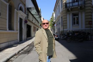 «Εμπρός για μία άλλη χώρα»
