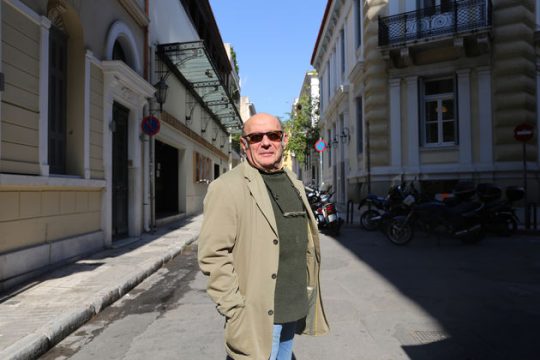 «Εμπρός για μία άλλη χώρα»