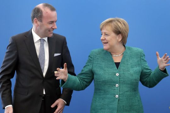 Ο Μάνφρεντ Βέμπερ τρέχει μόνος του…