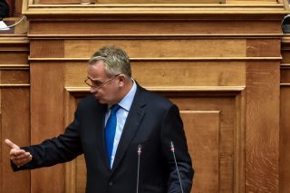 Αδωνις και Βορίδης ξέθαψαν το τσεκούρι…του πολέμου