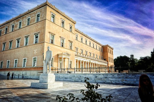 Πλεόνασμα – μαμούθ αυξάνει τα περιθώρια για παροχές