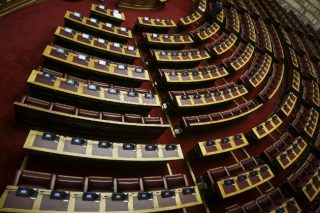 Κυβιστήσεις, κωλοτούμπες και άλλα τινά «συνταγματικά»