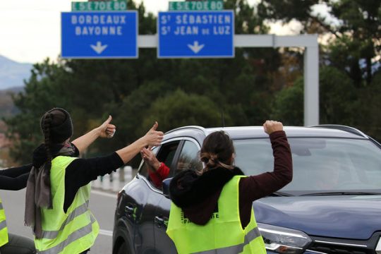 Τα ταξικά χαρακτηριστικά της εξέγερσης των «κίτρινων γιλέκων»