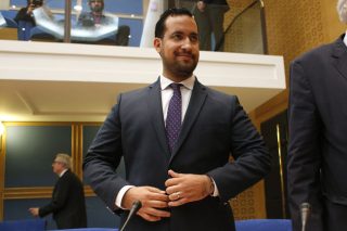 Δεν του έφταναν τα «κίτρινα γιλέκα»… νέος πονοκέφαλος Μακρόν με Μπεναλά