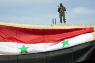 Ο Ασαντ επιστρέφει ως… σωτήρας στο Μανμπίτζ