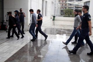 Ξαναδικάζεται ο πατέρας-τέρας