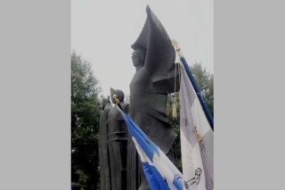 Αποθρασύνονται οι ακροδεξιοί