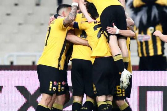 Ανάσα της ΑΕΚ με Πόνσε – Λιβάγια