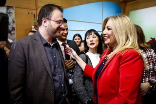 Σύννεφα στις σχέσεις ΠΑΣΟΚ-ΔΗΜΑΡ