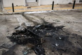 Βρήκαν το αυτοκίνητο, ψάχνουν διαδρομή και δράστες