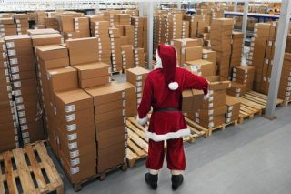 Αϊ-Βασίλης VS Amazon:  η απόλυτη συγκριτική δοκιμή