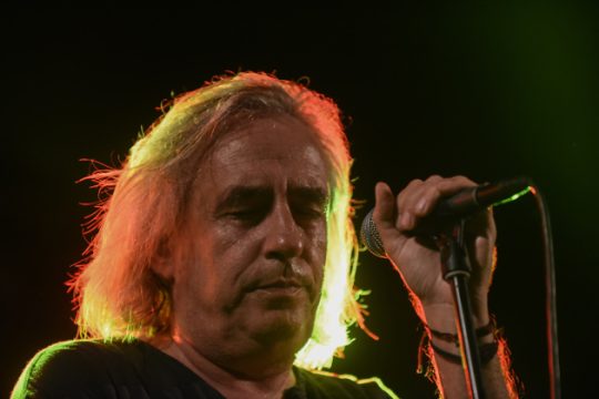 Αγγελάκας: Ο υπερβολικός πατριωτισμός με βάζει σε σκέψεις