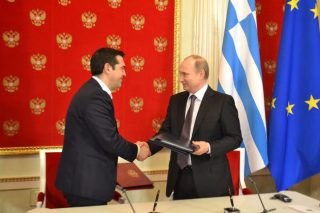 Ταξίδι με βαριά ατζέντα στη Μόσχα