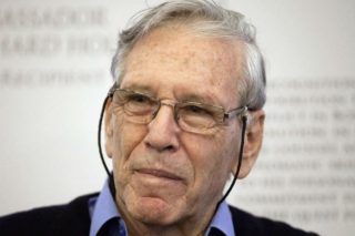 «Οι κεραίες της εποχής μας» για τον Άμος Οζ