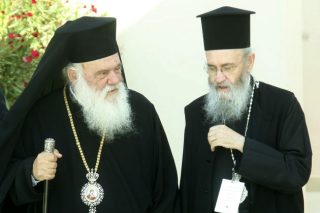 Υιοθετήθηκε η πρόταση Ιερώνυμου για διάλογο