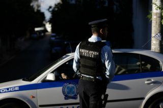 Τρεις συλλήψεις στη Μυτιλήνη για ναρκωτικά και όπλα