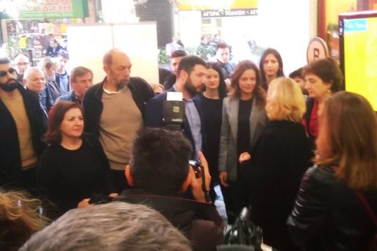 Στη Στοά Εμπόρων Αχτσιόγλου, Ηλιόπουλος, Μπελαβίλας