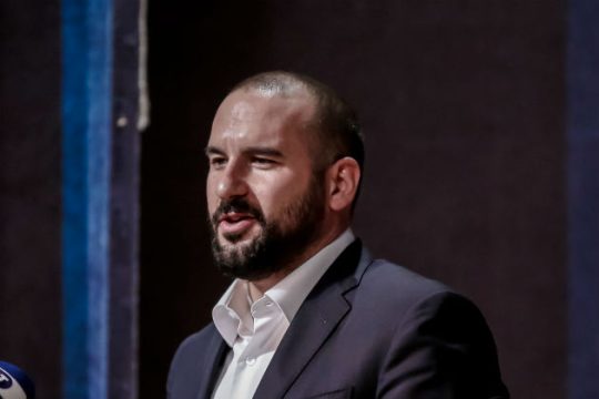 «Ξεκινά ουσιαστική αναδιανομή πόρων στη χώρα»