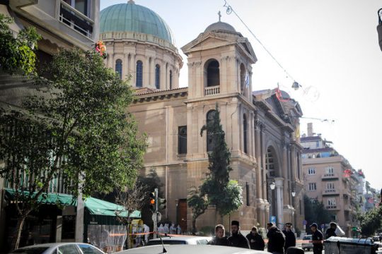 Συμβολικό χτύπημα για τη δημιουργία εντυπώσεων