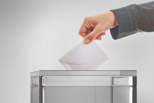 Προβάδισμα στη Ν.Δ. με 10,5% δίνει νέα δημοσκόπηση