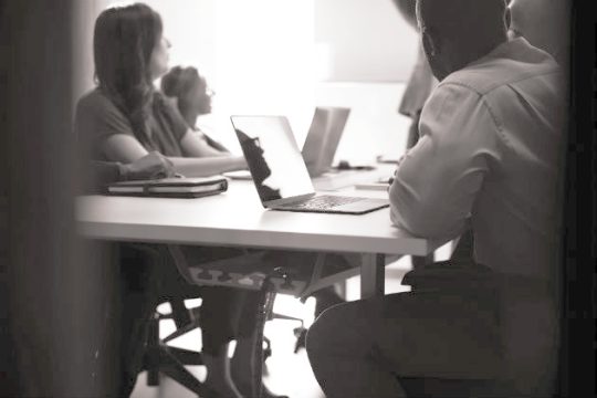 Τι πρέπει να γνωρίζουν οι εργαζόμενοι για το δώρο Χριστουγέννων