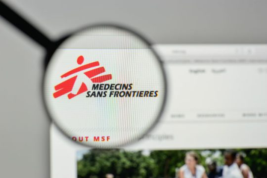 Απολύσεις και κινητοποιήσεις στους Γιατρούς Χωρίς Σύνορα