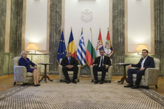 Στενότερη συνεργασία και «…μπορεί να σκοράρουμε»