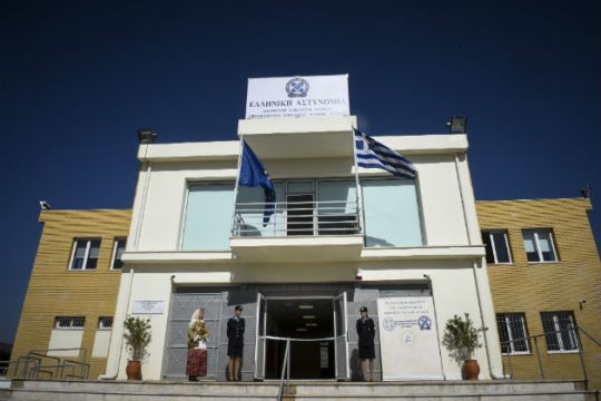 Απέδρασε ένας από τους ληστές των ΕΛΤΑ στα Βίλια