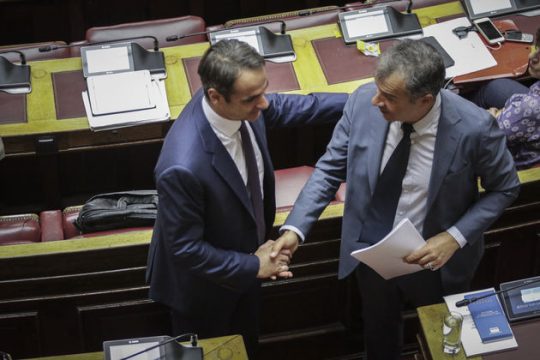 Κάνει (γαλάζια) νερά για τις Πρέσπες το Ποτάμι