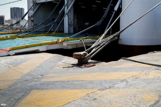 Αναστολή κινητοποιήσεων στα έντεκα περιφερειακά λιμάνια