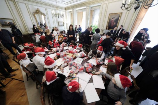 Ένα διαφορετικό υπουργικό συμβούλιο στο Μαξίμου