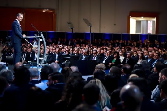 Το ρίγος του νεοδημοκρατικού λόγου
