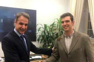 Σταθερά «κατά της οικογενειοκρατίας»