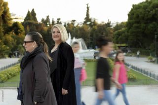 Η Λίνα Νικολακοπούλου υπόσχεται μια μουσική βόλτα που θα μας χαρίσει συγκίνηση και ψυχική ευφορία