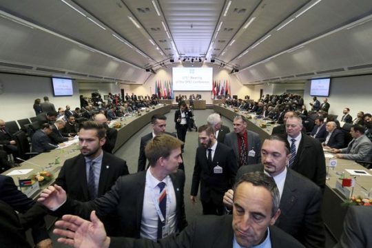 Ανοδος 5% στις τιμές του πετρελαίου